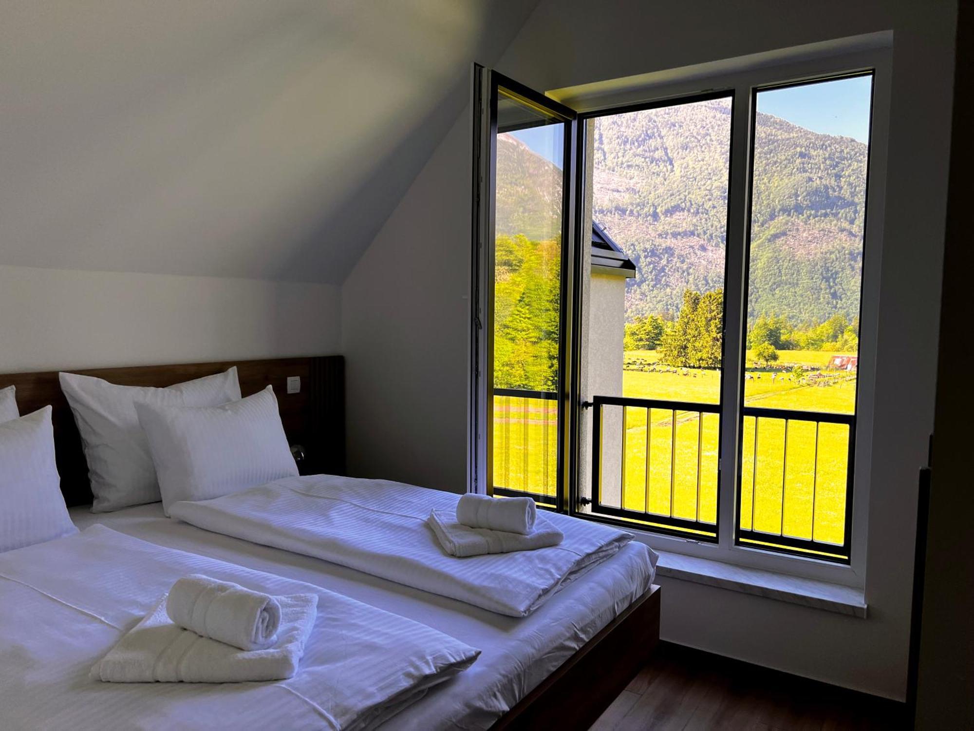 Alpine Haven Apartment Bovec Bagian luar foto